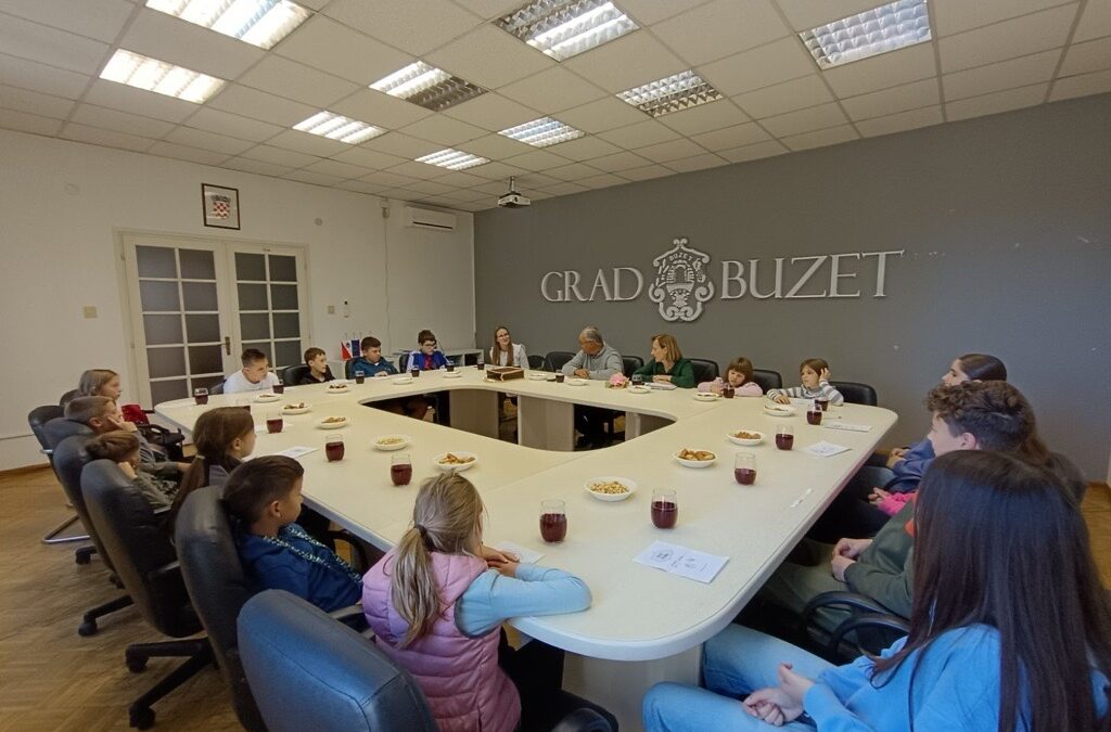 Susret učenika i gradonačelnika grada Buzeta u Dječjem tjednu